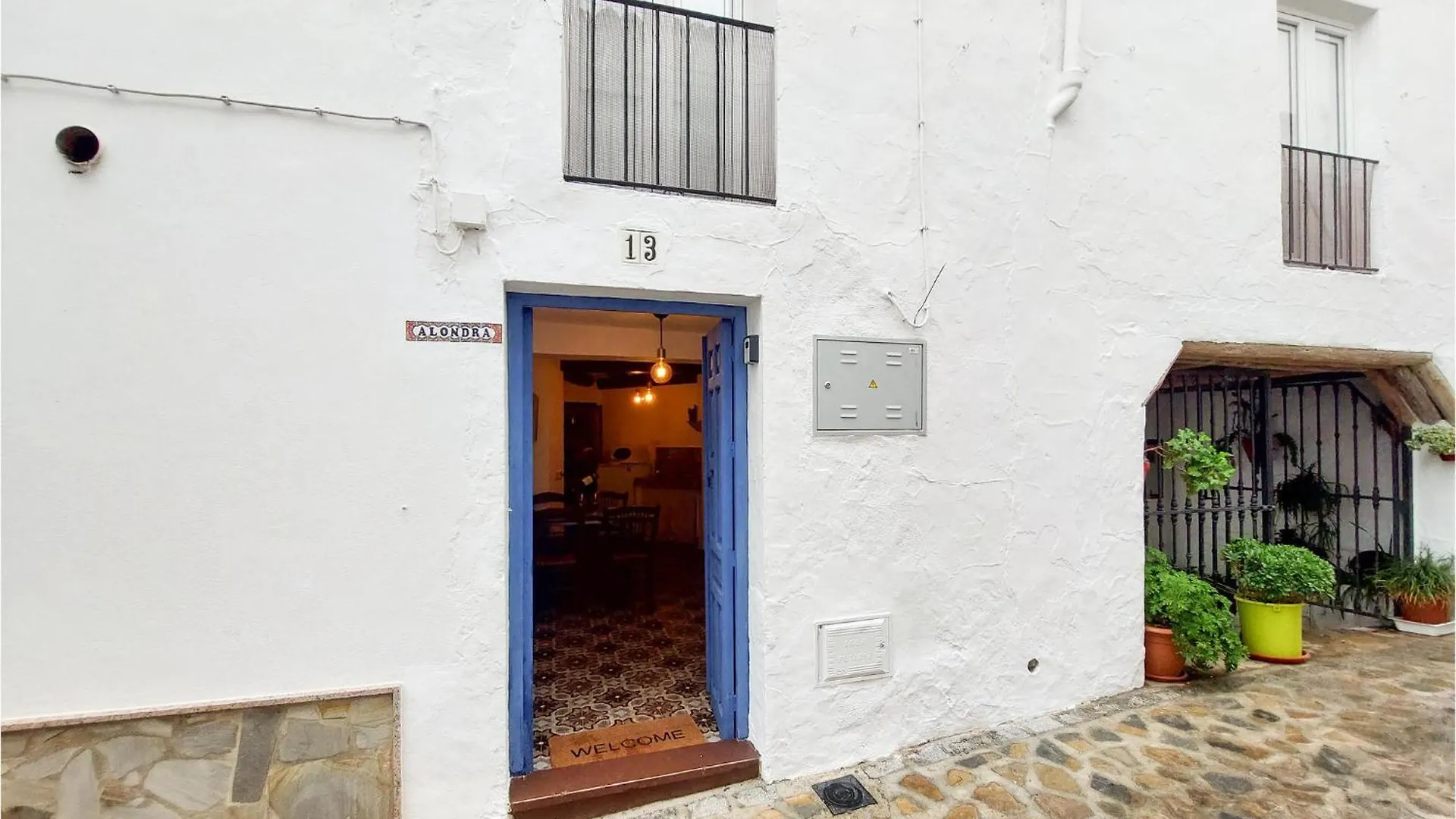 Gorgeous Home In El Gastor With Kitchenette 0*,